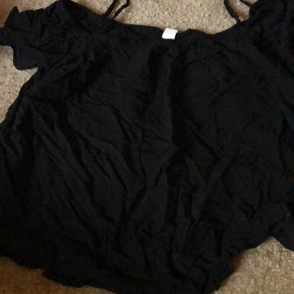 strap shirt